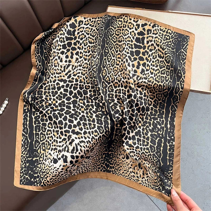 LUXURIOUS PRINTED WOMEN'S SCARF