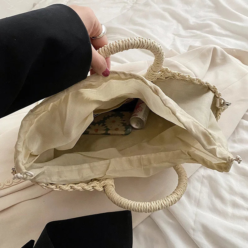 WOVEN STRAW BUCKET STRING BAG