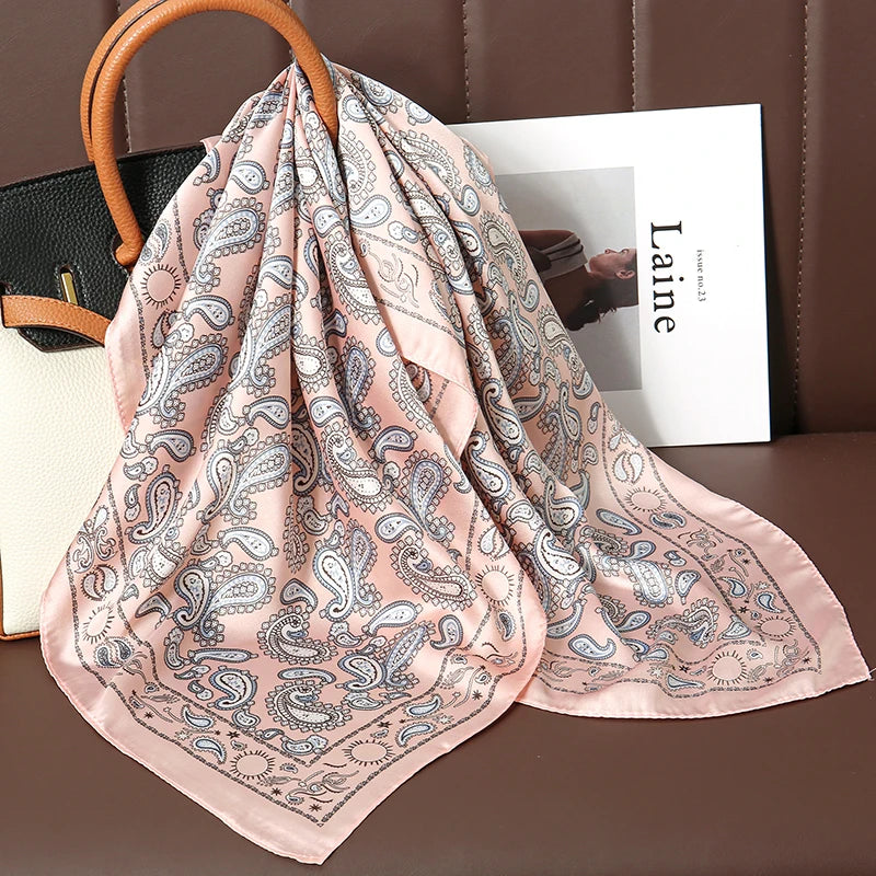 LUXURIOUS PRINTED WOMEN'S SCARF