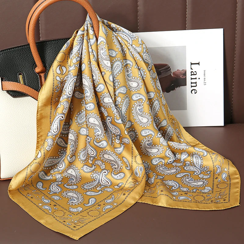 LUXURIOUS PRINTED WOMEN'S SCARF