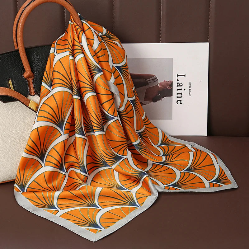 LUXURIOUS PRINTED WOMEN'S SCARF