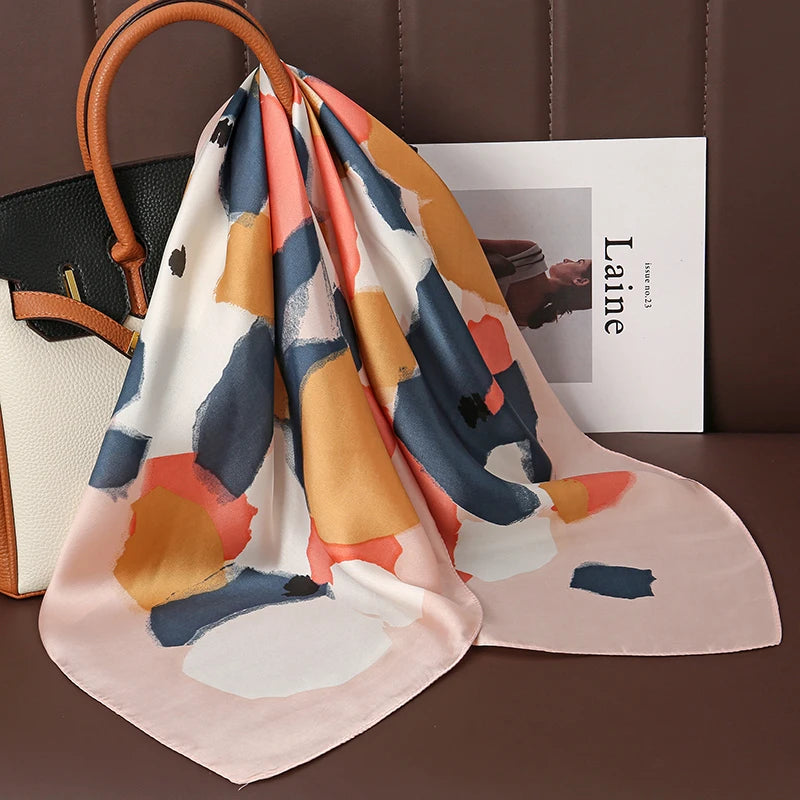 LUXURIOUS PRINTED WOMEN'S SCARF