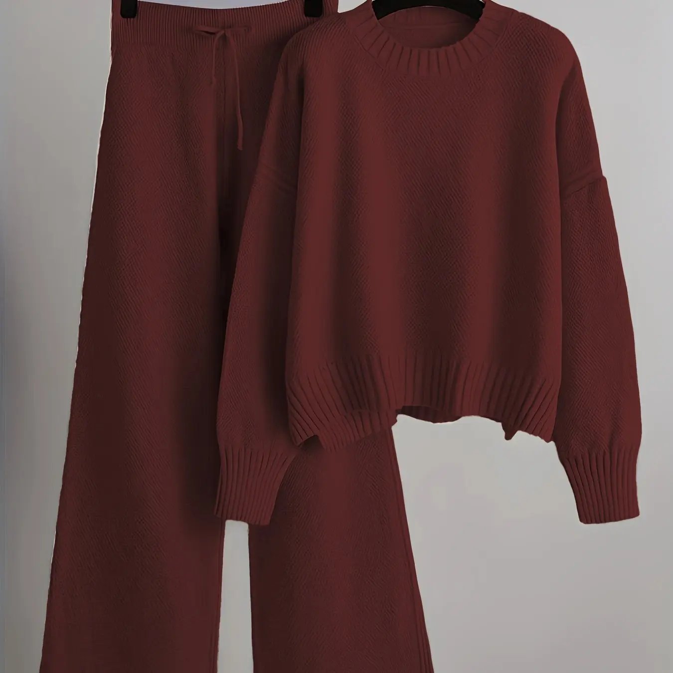 WOMEN’S KNIT SWEATER AND PANTS SET SOLELII