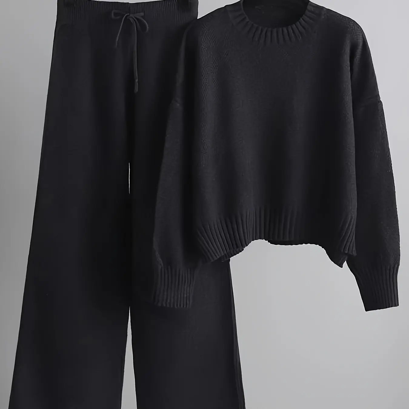 WOMEN’S KNIT SWEATER AND PANTS SET SOLELII